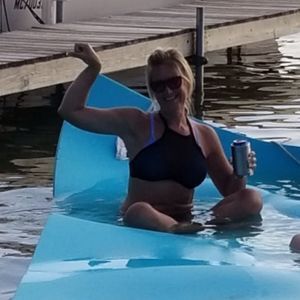 Meet your Posher, Stephanie